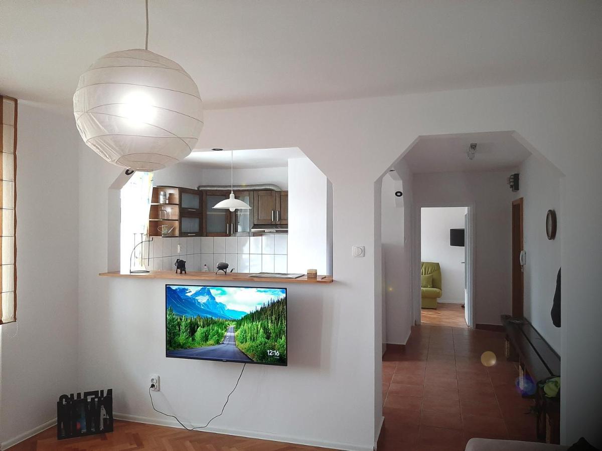 Appartement Hyggelig à Oradea Extérieur photo
